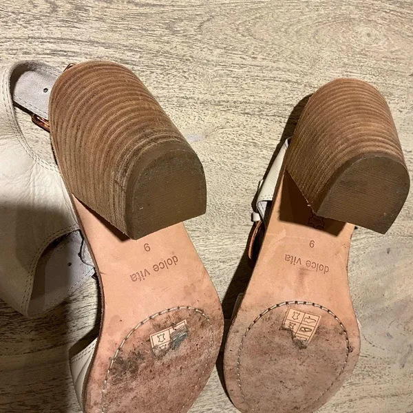 Dolce Vita DV Kanna Ankle Strap Sandals Ivory Leather Size 9 - Copper Buckles - Image 4
