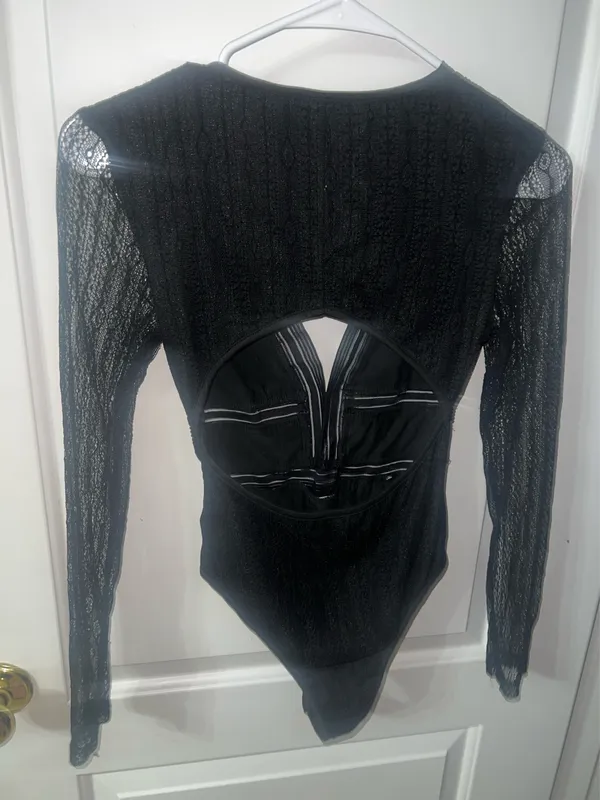 Amazon Black lace going out top - Image 6
