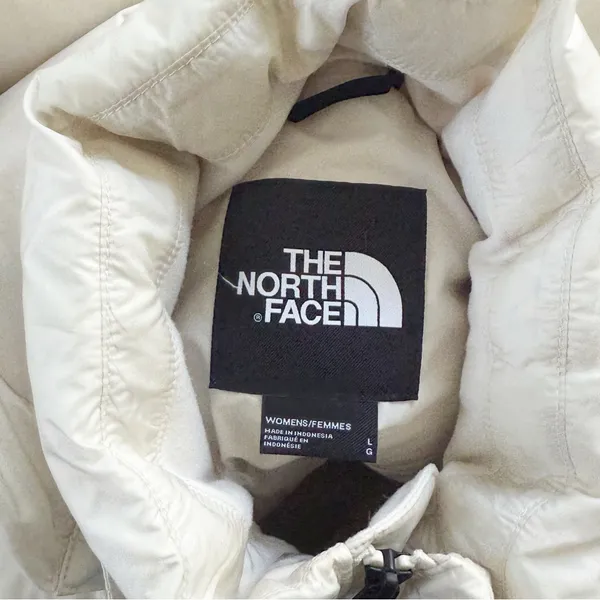 The North Face Women's Metropolis 550 Parka Size Large - Image 16
