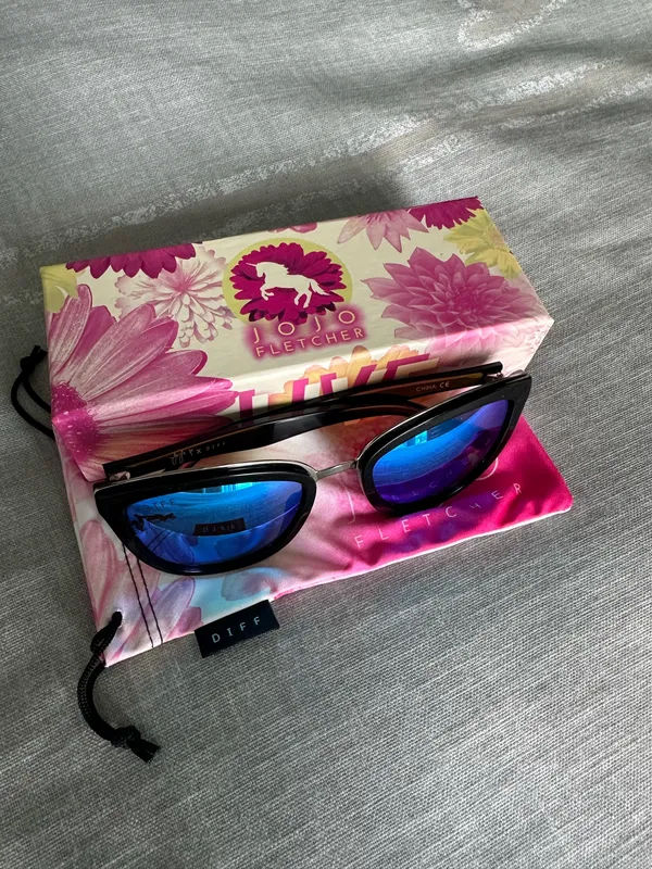DIFF Sunglasses New  - Image 3
