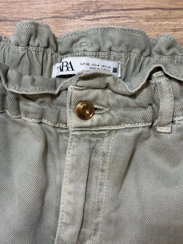 Zara Women's Paper Bag Waist Carrot‎ Leg Jeans in Green - Image 2