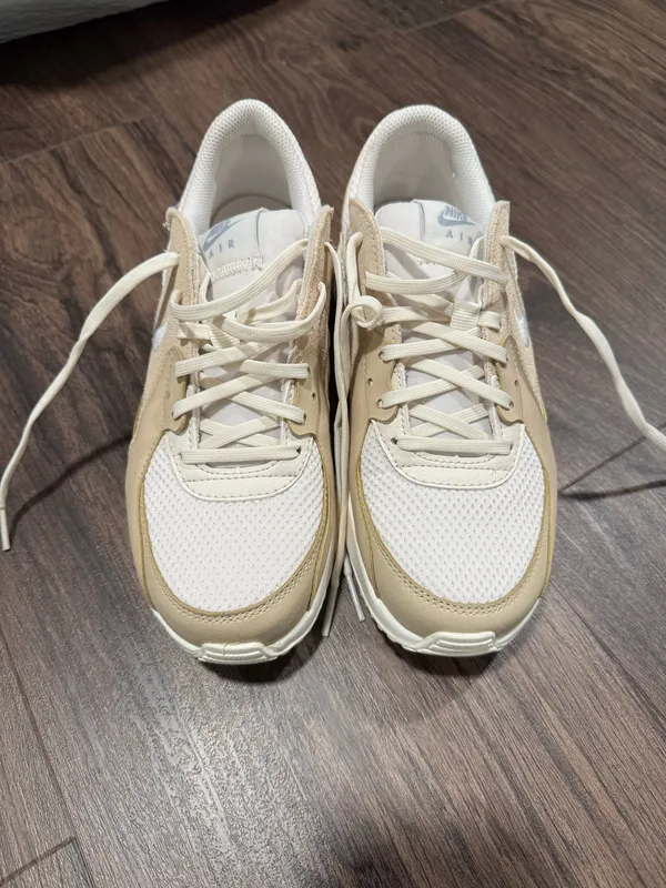 Nike Air Max Women’s Sneakers - Image 4