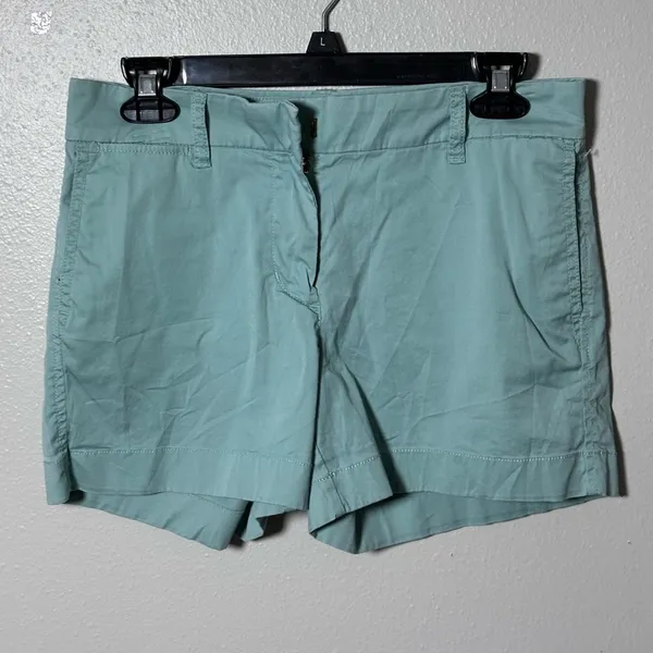 J.Crew Women Green Casual‎ Chino Shorts size 2. - Image 2