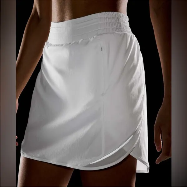 Lululemon Hotty Hot HR High-Rise Athletic Skirt Skort *Long White Size 2 - Image 3