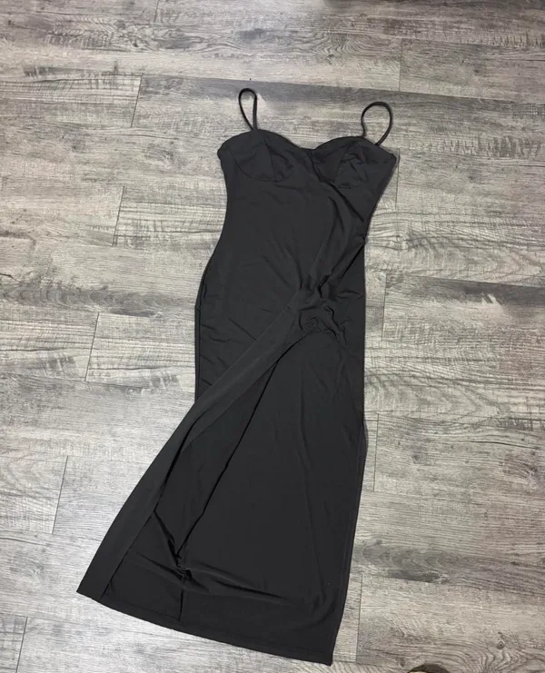 Black maxi dress Size M - Image 2