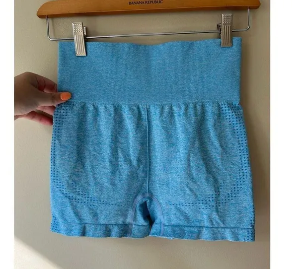 Aerie seamless shorts - Image 2