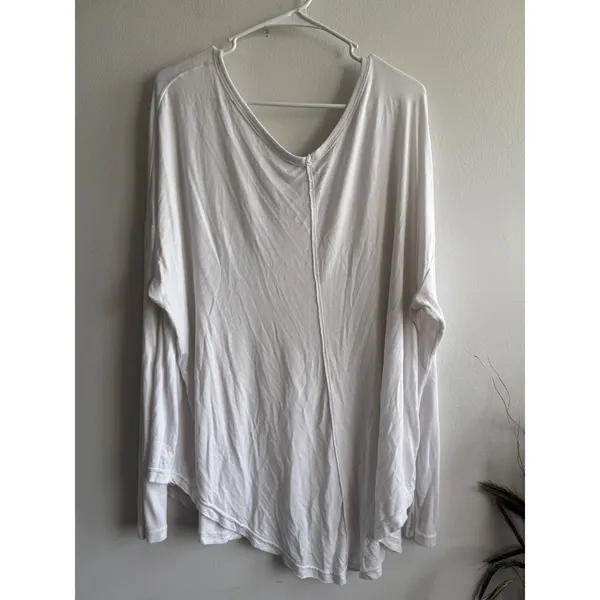 Free People We The Free Womens White Oversized V-Neck Long Sleeve Tee L 3877 - Image 3