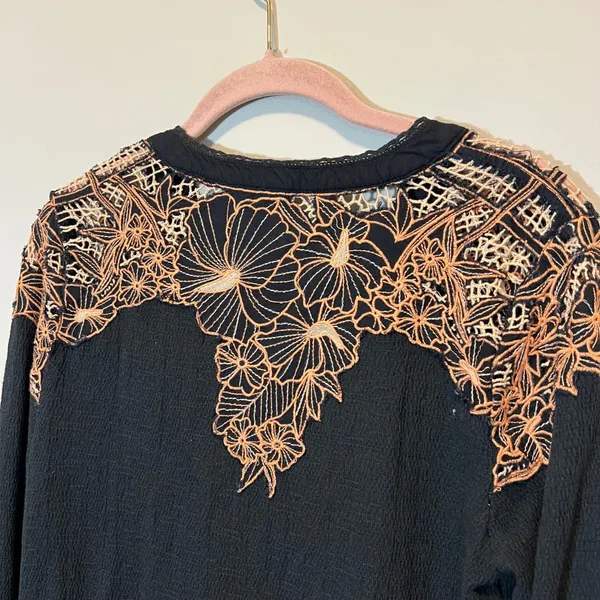 Free People Black Peach Floral Lace Embroidered Henley Long Sleeve Top Medium - Image 8