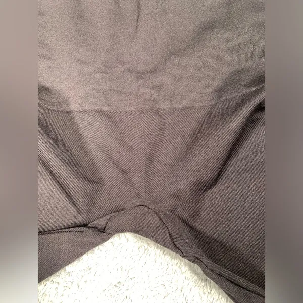 Spanx Black Leggings medium - Image 5