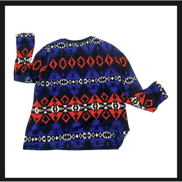L-RL Ralph Lauren Active Aztec Shirt Women's Size M Blue Red Long Sleeve Top - Image 3