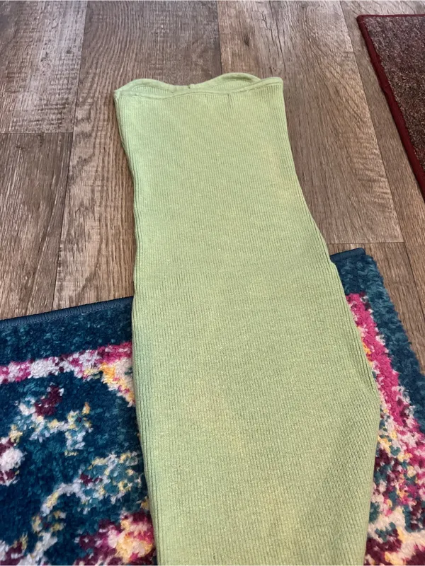 Edikted green strapless bodycon dress size xs - Image 6