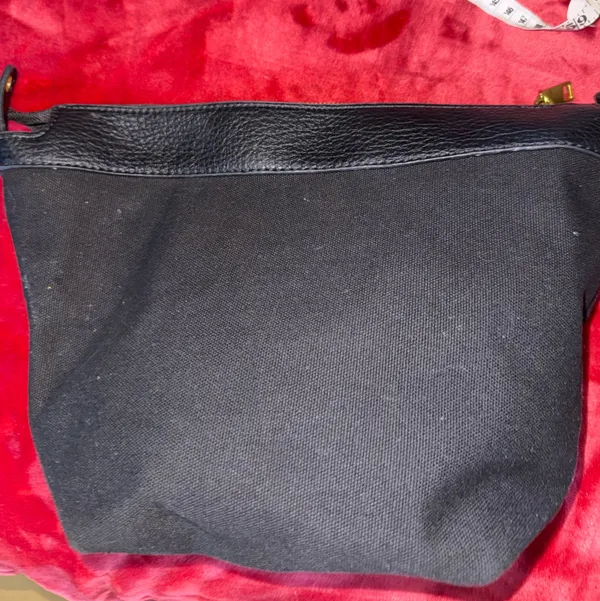 Miztique turnlock detail tote black/gold - Image 7