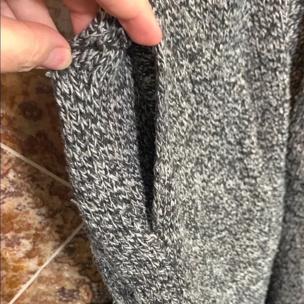 Boutique Women's Black Gray White Open Front Knit Long Cardigan Sweater with Pockets - Image 2