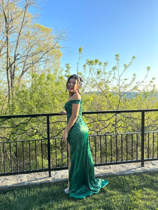 Prom Dresss Green Size M - Image 2