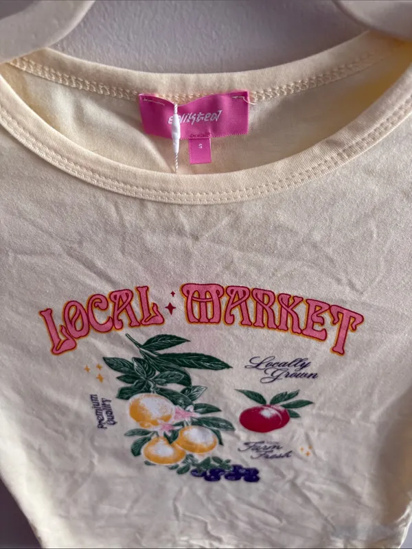 Edikted Cream Short Sleeve Tee with Fruit Graphic - Image 2