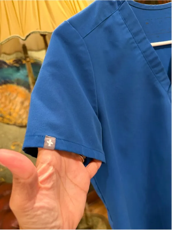 FIGS Technical Collection Blue V-Neck Scrub Top Women's XS Slim Fit Soft Stretch - Image 4