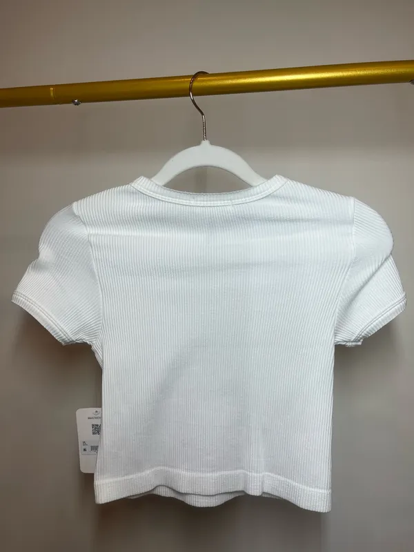 Altar'd State white ribbed crop top in size S/M #ribbed #cropped - Image 2