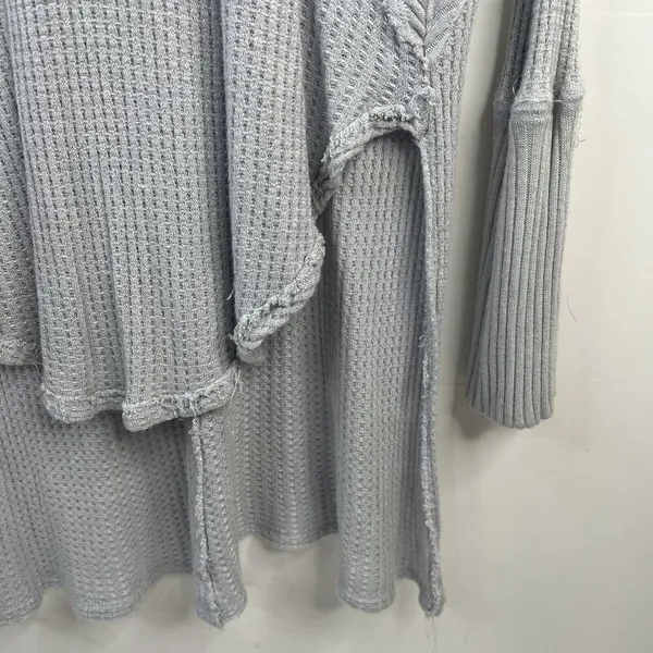 Free People Sz XS Ventura Thermal Top Waffle Knit‎ Long Sleeve Sky Blue High Low - Image 5