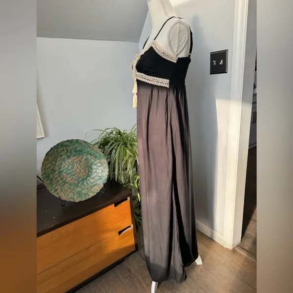 1. State Black Maxi Dress Spaghetti Straps Empire‎ Waist Cream Crochet Trim size XS Beach - Image 4