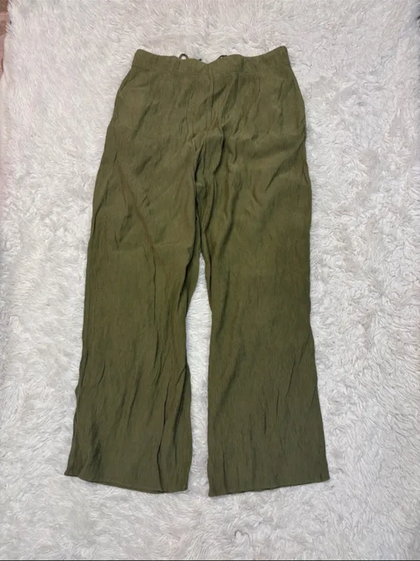 Abercrombie large green wide leg pants - Image 3