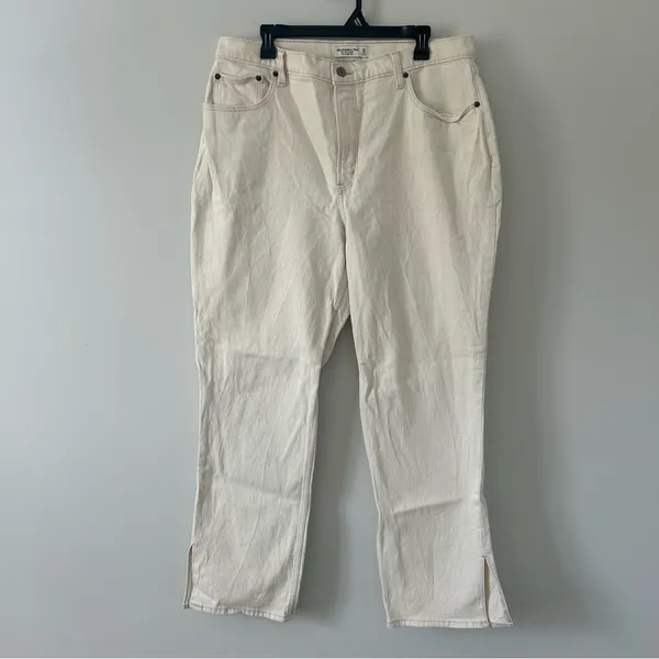Abercrombie & Fitch 90s Ultra High Rise Curve Love Straight Leg Jeans Cream 33 - Image 3