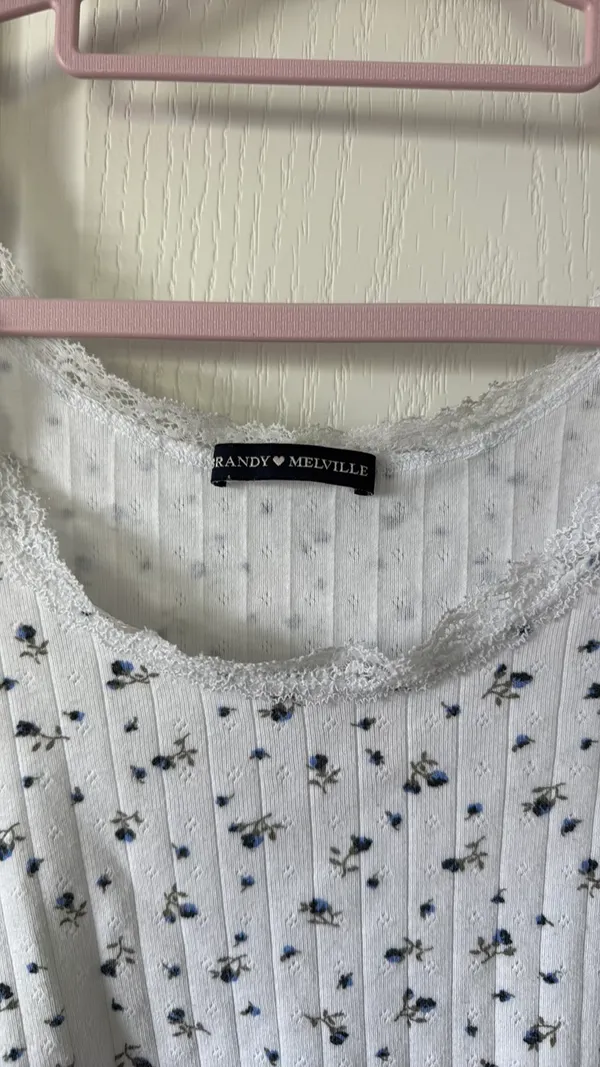 Brandy Melville White Lace Trim Tank Top - Image 4