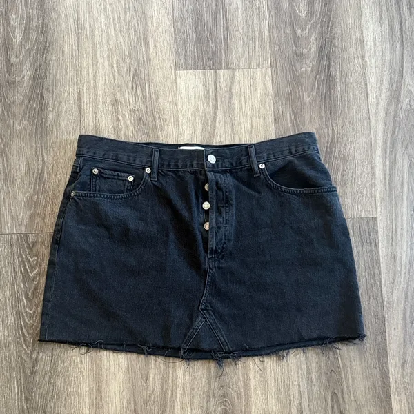 Agolde Black Mini Denim Skirt Button Fly Jean - Image 2