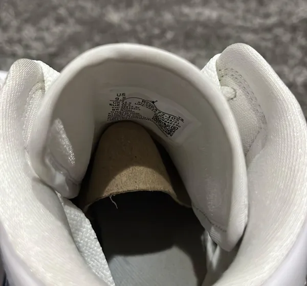 Nike Air Jordan 1 Wolf Gray - Image 4