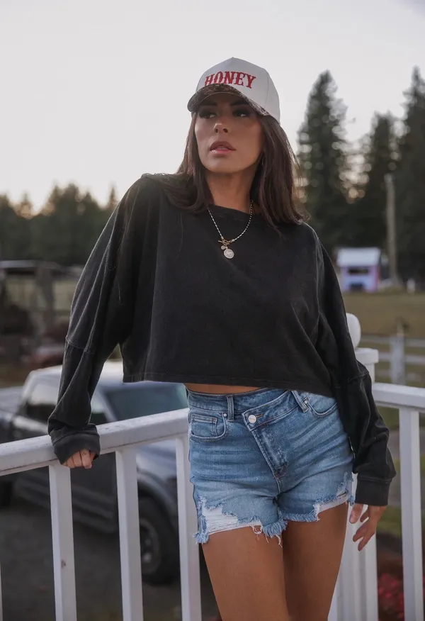 VICI Cropped long sleeve - Image 2
