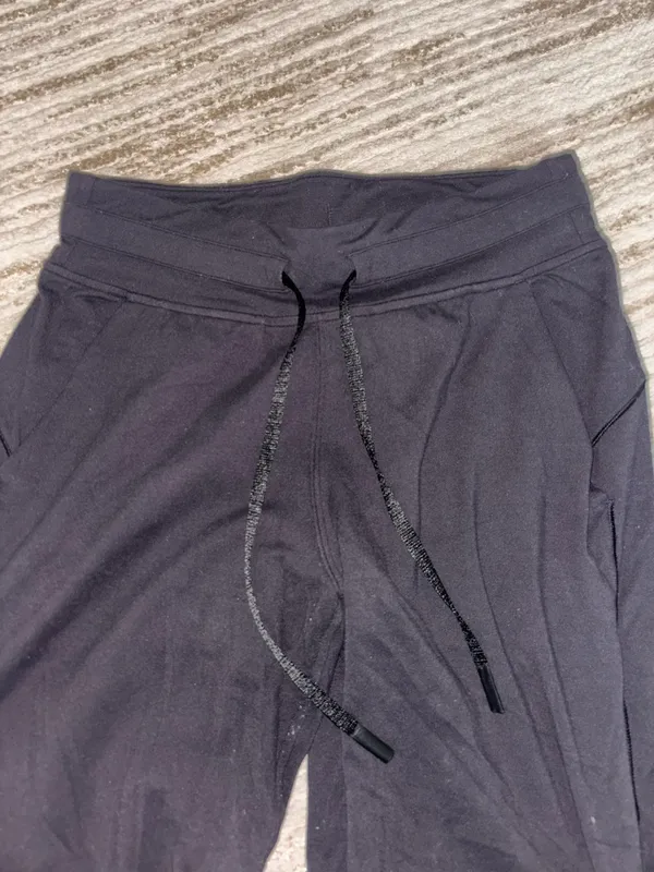 Lululemon joggers black - Image 3