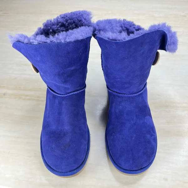 UGG Australia Bailey Button Blue Suede Sheepskin Boots 5803 Womens 8 - Image 6