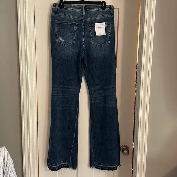 Vervet NWT fit and flare jeans - Image 5