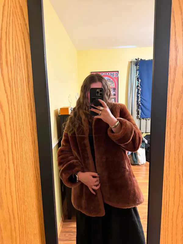 Roberts fur and apparel real fur coat - Image 4