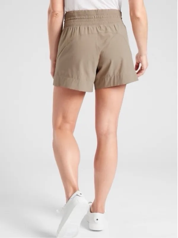 Athleta Women’s Camden Shorts 5” Lightweight Outdoor in Tan Khaki 6 - Image 3