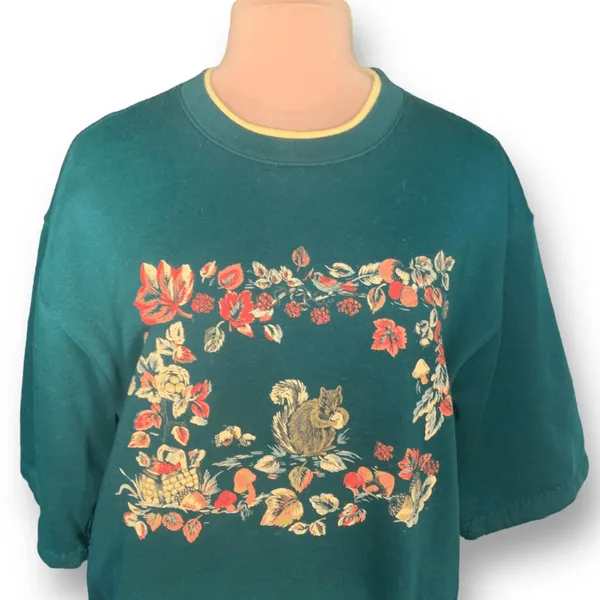 Vintage Basic Editions‎ Sweatshirt Green Fall Leaves Squirrel Drop Shoulder OOAK Size M - Image 4