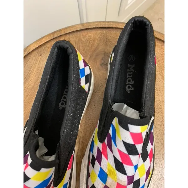 Mudd Women's Multicolor Checkered‎ Slip-On Sneakers Size 8 Casual - Image 3