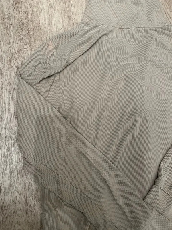 skims pajama shirt  - Image 3