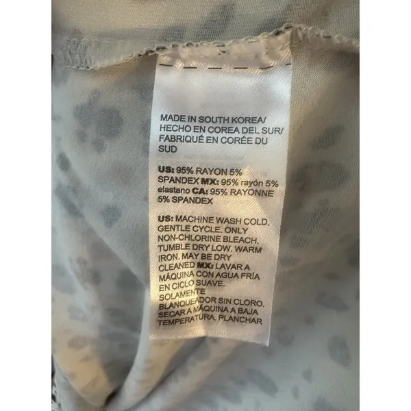 Chico's Touch of Cool Animal Print Wedge Tunic Size 2 Large Stretchy - Image 5