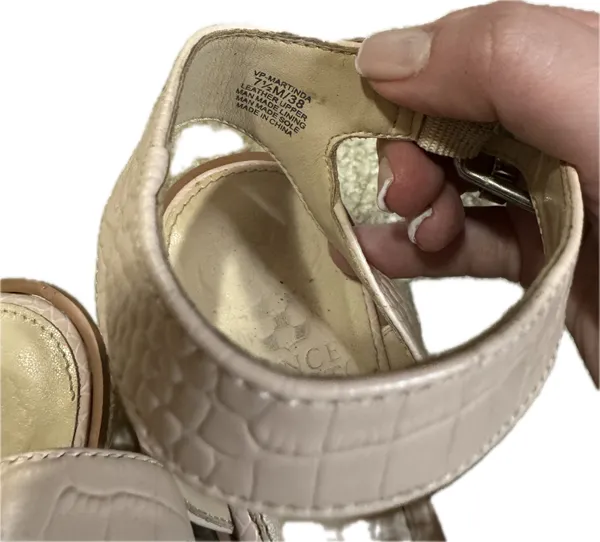 Vince Camuto Platform sandals - Image 4