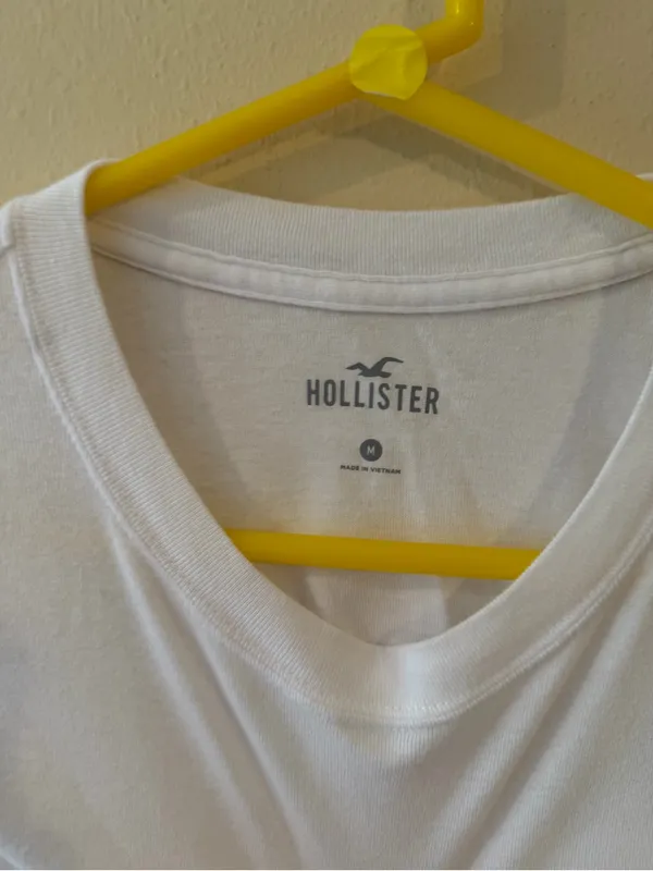 Hollister White Crewneck Crop Tee - Image 2