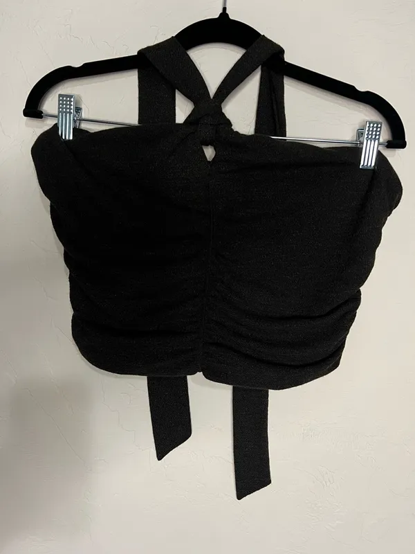 En‎ Elly Anthropologie NWT Black Halter Ruched Crop Top - Image 2