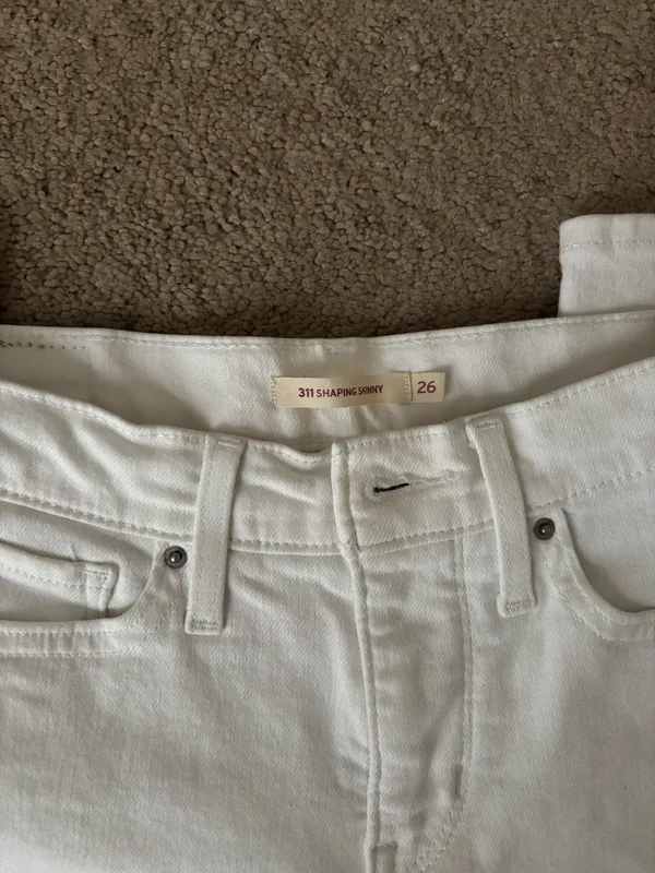 Levi’s Jeans Women’s - Image 3