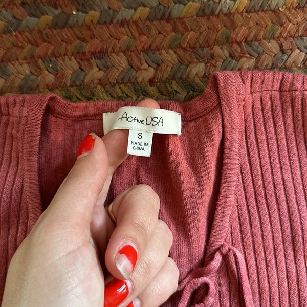 Active USA PINKISH RED RIBBED LACE UP FRONT TOP - Image 2