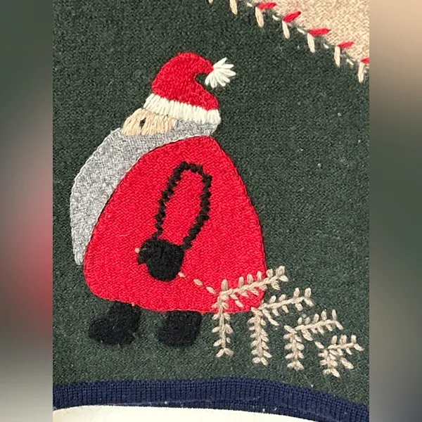 Woolrich Embroidered Skates Santa Christmas Holiday Sweater Vest Womens XL. - Image 3