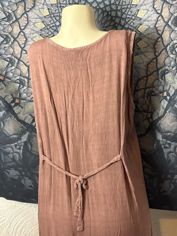 Beautiful and Unique Brown Native-Like Dress - Image 10