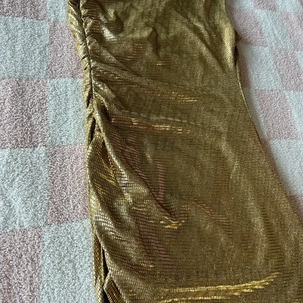Gold One - Image 5