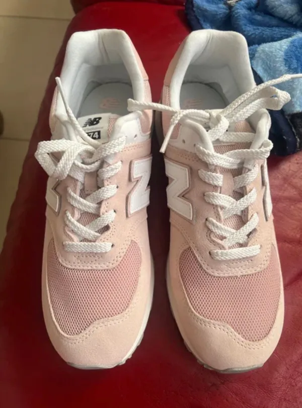 New Balance Women’s Sneakers Baby Pink Size 7 - Image 4