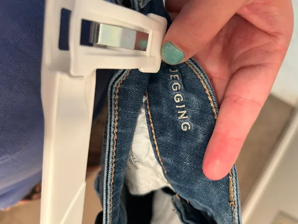 American Eagle Outfitters Jegging - Image 4