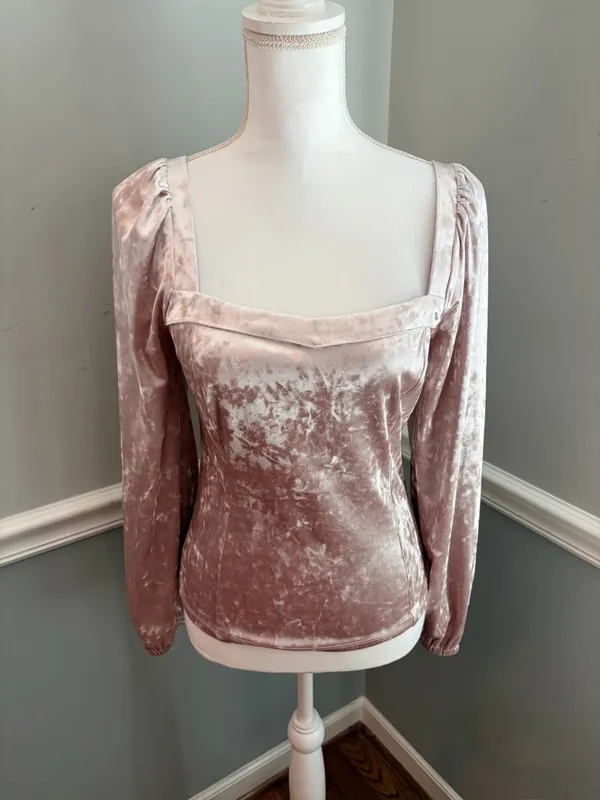 Anthropologie Jasmina Velvet Top Blush Pink Square Neck Puff Sleeve Smocked Back - Image 4