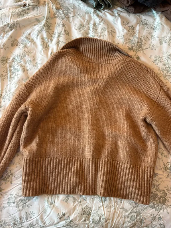 Sonoma Light Brown Cropped Sweater - Image 2